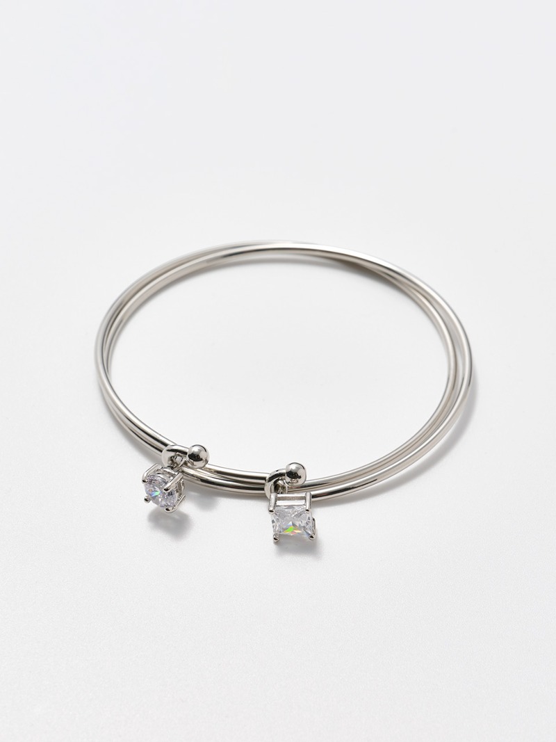 one pointing cubic bangle - DENU