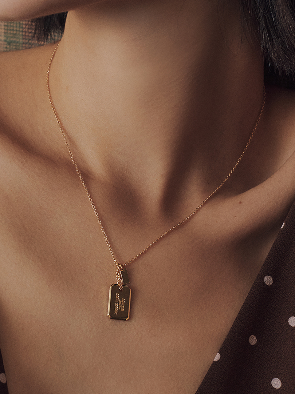 Signature label necklace [Gold] - DENU